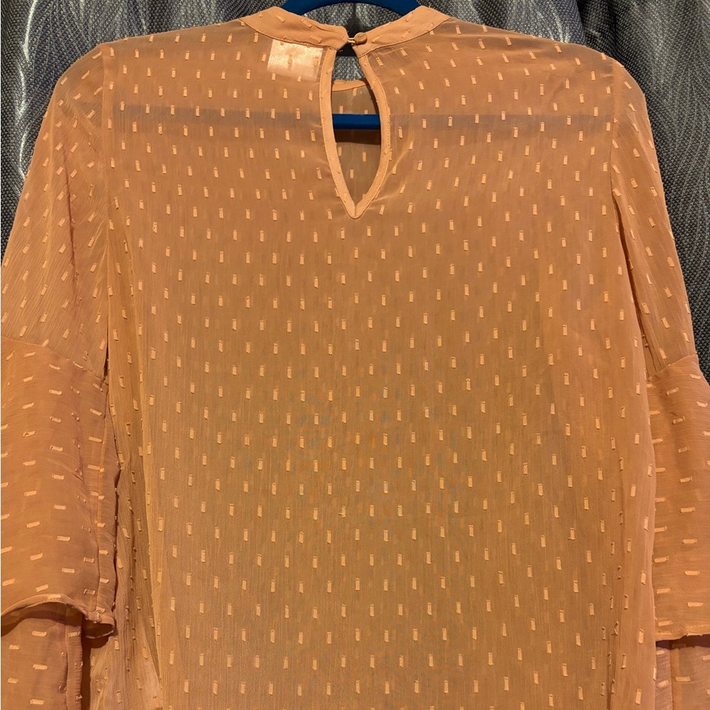 Chic Ruffled Sleeve Blouse - Picture 6 of 6